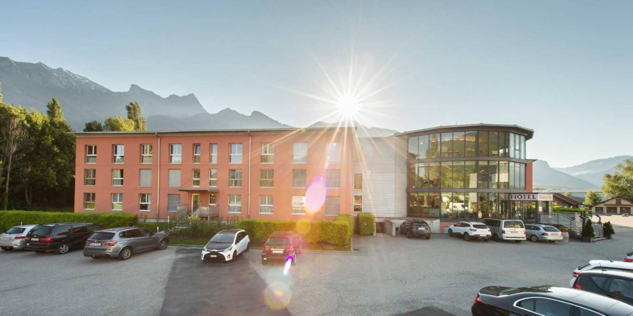 Swiss Heidi Hotel Майенфельд Экстерьер фото