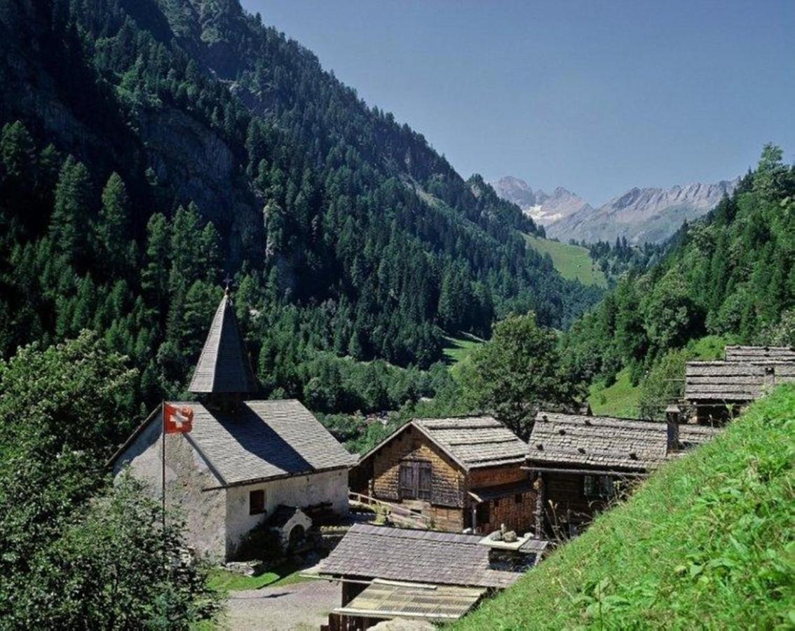 Swiss Heidi Hotel Майенфельд Экстерьер фото